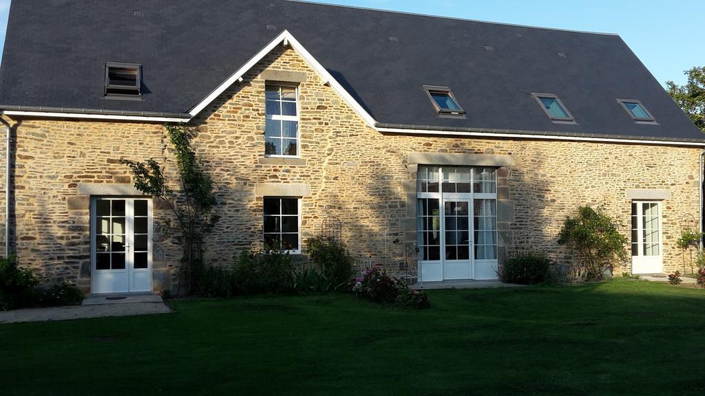 Maison Leonard Vains Luaran gambar